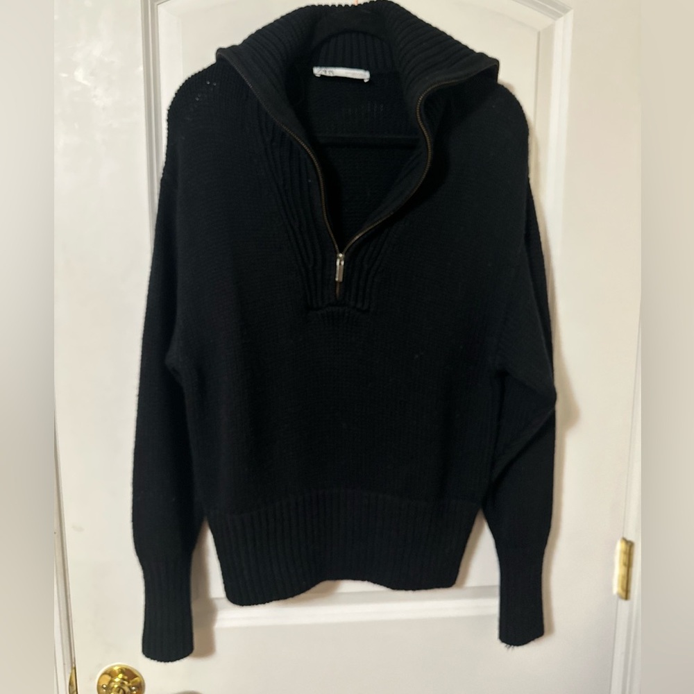 Zara black Knit sweater with front half zipper